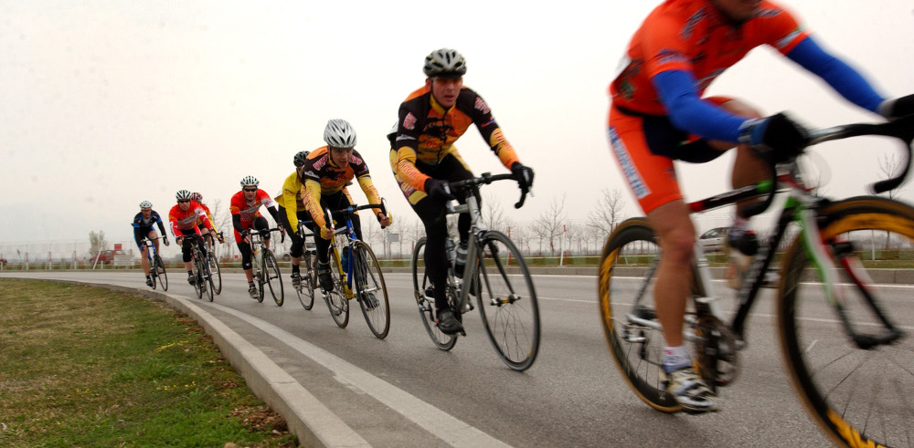 HVR Sports   cyclists in pace line Cycling Sports Rule